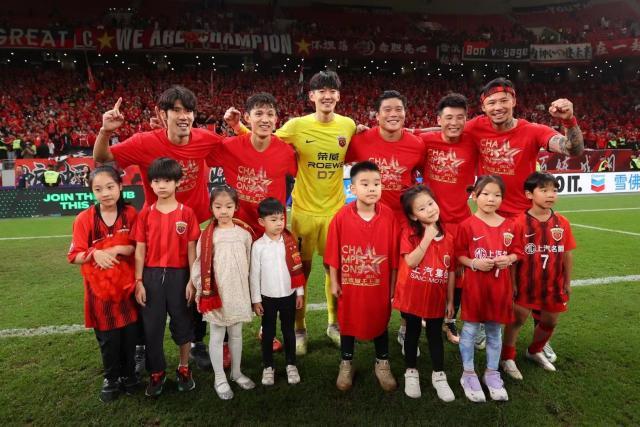 崇明6虎三张感慨：人生还有几回搏 最不容易的冠军