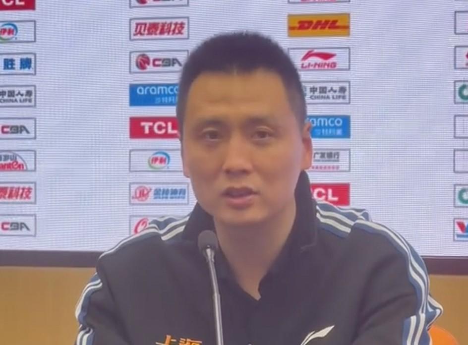 开云登录-卢伟:胜利献给寿星王哲林;古德温瞒着我吃止痛药上场让我很感动