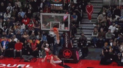 开云-人到球到！弗拉格底线切入接马绍尔抛传空接隔扣沃尔特